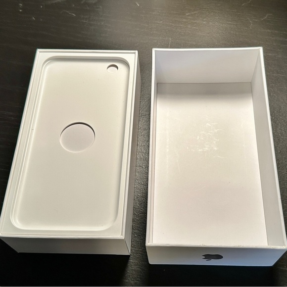 iPhone 6S (16GB) BOX ONLY!  Phone NOT included. - Picture 6 of 13